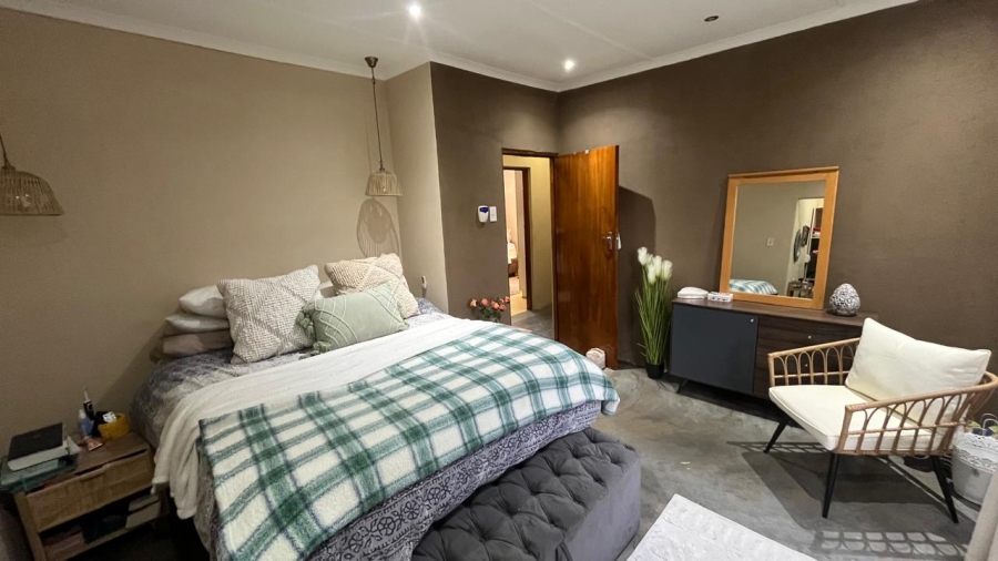3 Bedroom Property for Sale in Noorsekloof Eastern Cape